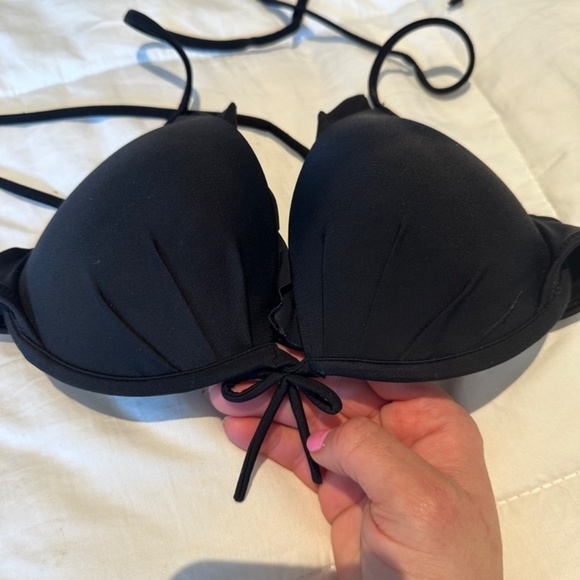 Victoria’s Secret Black Ruffled Push-Up Bikini Top Size 34B - Picture 3 of 10